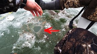 ДА КТО ТАМ КЛЮНУЛ НЕ МОГУ ПОДНЯТЬ рыбалка зимой 2019-2020