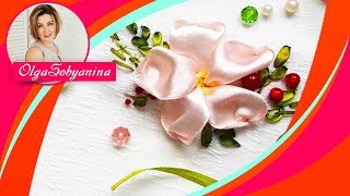 Цветок из атласной ленты ? Вышивка лентами для начинающих/Simple flowers made of satin ribbon