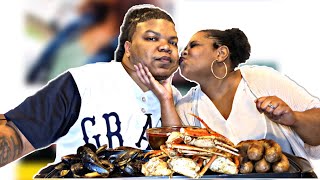 SEAFOOD BOIL WITH SMACKALICIOUS SAUCE