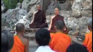 พระแท่นดงรัง