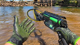 Metal Detecting Underwater for Lost Jewelry! ($2,000+ Wedding Ring Found!)