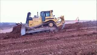 CAT D8 T BULLDOZER