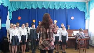 "Катюша" Музыка М. Блантера, слова М. Исаковского, исполняет хор ДШИ р.п.Духовницкое