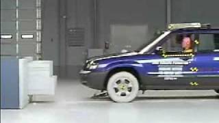 Crash Test 2003 - 2008 Subaru Forester (Frontal Offset) IIHS