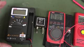 EEVblog #1084 - Pocket Multimeter Shootout Part 2