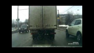 16+ ебанутая баба рассказывает о своей жизни в массах общества