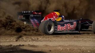 Formula 1 comes to America! - Red Bull Racing takes first lap in Texas