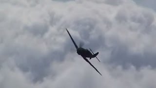 Messerschmitt Bf 109 G4  AWESOME SOUND !!!