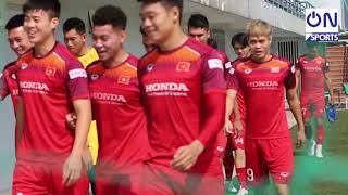 [FUN] Văn Thanh lãng mạn bên Duy Mạnh, trong khi Tuấn Anh "tình tứ" với Văn Kiên