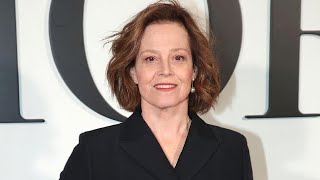 Sigourney Weaver Speaking 3 Languages
