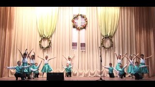 Танцы маленьких детей - Dancing small children