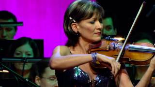 KATICA ILLÉNYI - F. Lehar: Medley