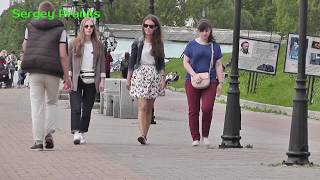 ПРАНК ПЛЕСНУЛ ВОДЫ В ЛИЦО ПРОХОЖИМ / РЕАКЦИЯ ЛЮДЕЙ