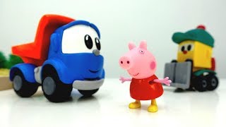 Leo der Lastwagen und Peppa Wutz Video: wir bauen einen Spielplatz.