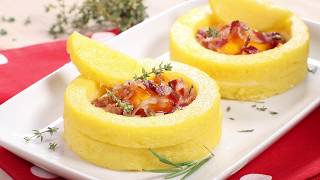 Anelli di polenta con uovo e pancetta