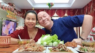 ลาบเป็ด น้ำตกหมูอส้มตำ หิวๆกินอะไรก็แซ่บจร้า Duck Salad & Spicy Somtum