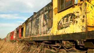 Tren de ALL (vacío) con Loc Alco RSD-35 saliendo de Hughes (Santa Fe)
