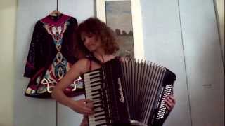 Irish accordion. Jig "OUT ON  THE OCEAN "