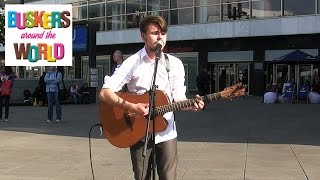 Will Czuch - Rake in money | Buskers around the World