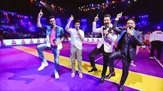 Shah Rukh Khan ( SRK ) performing a "Thigh-5", at Pro Kabaddi.