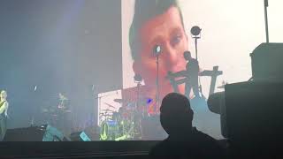 Depeche Mode - Walking in My Shoes - Live @ Bordeaux Metropole Arena 24/01/2018 Global Spirit Tour