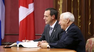 Un enseignant comme ministre de l'Éducation