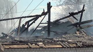 рятувальники ліквідували пожежу в адмінбудівлі
