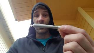 SMOKING A 1 GRAM JOINT OF MAUI WOWIE !!!!!