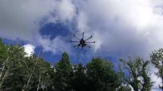 Cinestar 8 - 500 Heavy Lift. Maiden Flight.