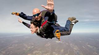 Anh Pham's Tandem skydive in Northeast PA!