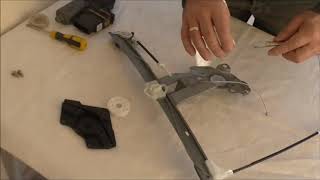 2002 Skoda Octavia Ремонт заднего стеклоподъемника Reparar el regulador de la ventana trasera