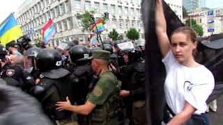 Марш равности началася драка Киев 2019