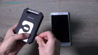 dodocool Portable 4200 mAh Solar Charger Power Bank with 4 LED Flashlight