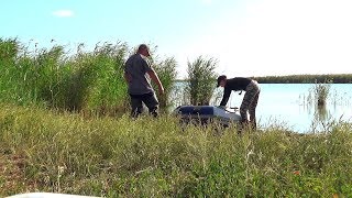 Рыбалка с лодки летом. За два часа столько рыбы!