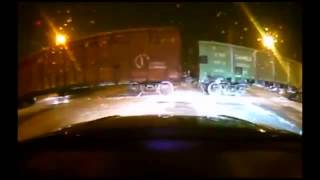 Видеорегистратор снял как поезд сбил грузовик на переезде