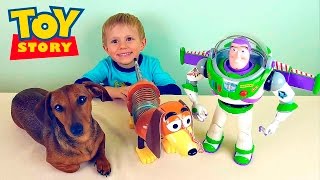 Распаковка игрушки Собачка Спиралька из мультфильма Toy Story-История Игрушек. Даник и игрушки