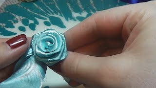 Как сделать розочку из атласной ленты. How to make a rose from satin ribbon.