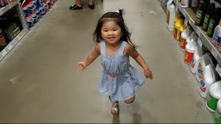 VLOG #252 - GRANDMA VISITS!