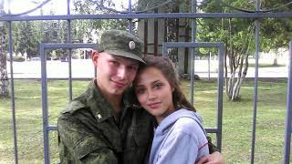 ИДЕТ СОЛДАТ ПО ГОРОДУ