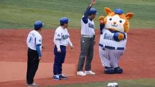 2015 ダチョウ倶楽部　始球式イベント　持ちネタ全披露からの関根選手とキス　横浜DeNAベイスターズ