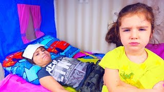 Аминка УБИРАЕТСЯ Камиль ЗАБОЛЕЛ! НЕ ХОЧЕТ Помогать! Для детей kids children