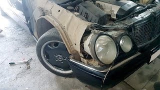 How to remove the front fender on a Mercedes W210 / Mercedes W210 Front Wing Removal and Replacement