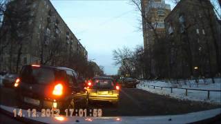 К чему приводят игры за рулем!!!