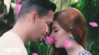 Víctor Manuelle - Amarte Duro ft. Farruko (Video Oficial)