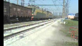 Электровозы ВЛ11к с чётным грузовым поездом