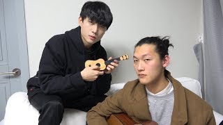 1$ guitar Vs 1000$ guitar