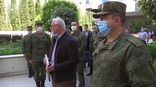Министр обороны Сербии поблагодарил российских специалистов, помогающих в борьбе с коронавирусом
