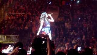 Selena Gomez performing "Roar" (Crowd) live at the SAP Center in San Jose CA on November 10, 2013