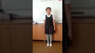 Дарья читает стихотворение М.Ю.Лермонтова "Листок"
