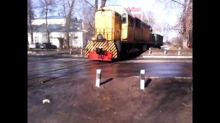 "Оглушающая редкость" - Тепловоз ТЭМ7А - 0322 с полувагоном на подъездном пути ст. Калуга-1